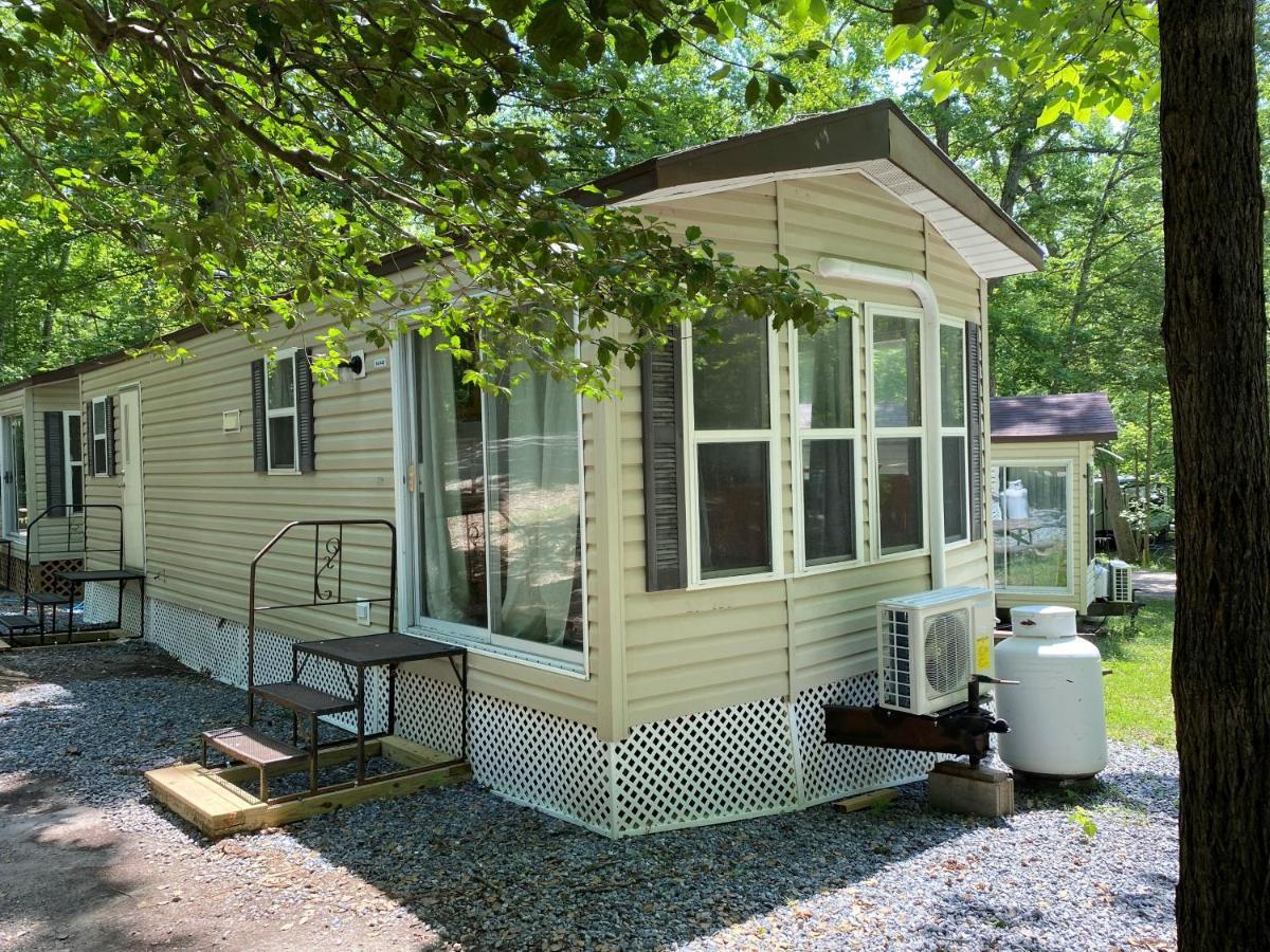 The Vintage Rv'S At Wilderness Presidential Camp Resort By Tripforth Spotsylvania Exterior photo