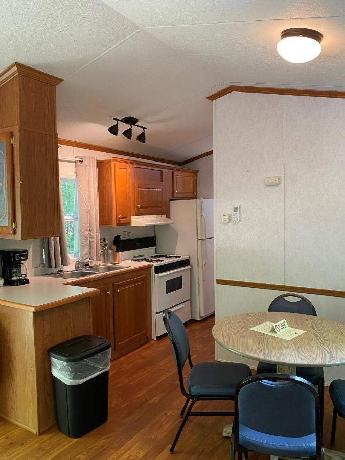 The Vintage Rv'S At Wilderness Presidential Camp Resort By Tripforth Spotsylvania Exterior photo